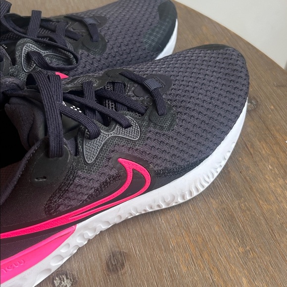 Nike Renew Blue Pink Athletic Trainer Sneakers
Women’s size 8.5 - Picture 13 of 16